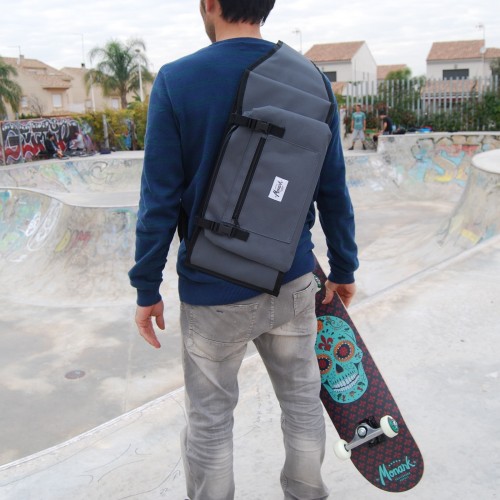Skateboard bandolera 7.5" - 8.5" Gris Skateboard bandolera 7.5" - 8.5" Gris