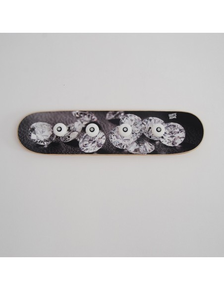 à la maison est l'endroit où le skate commence avec ce porte-manteau dans votre style à la maison est l'endroit où le skate commence avec ce porte-manteau dans votre style