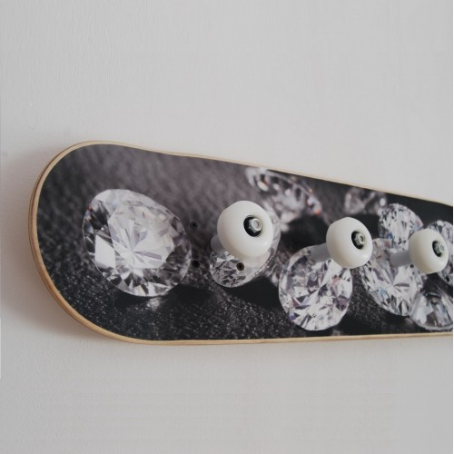 à la maison est l'endroit où le skate commence avec ce porte-manteau dans votre style à la maison est l'endroit où le skate commence avec ce porte-manteau dans votre style