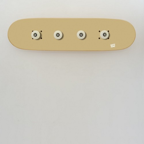 The perfect coat rack to surprise a skateboarder The perfect coat rack to surprise a skateboarder