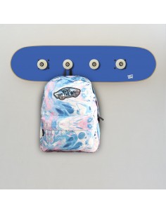 Skateboard Ideas for a Teenage Skater's Bedroom 2