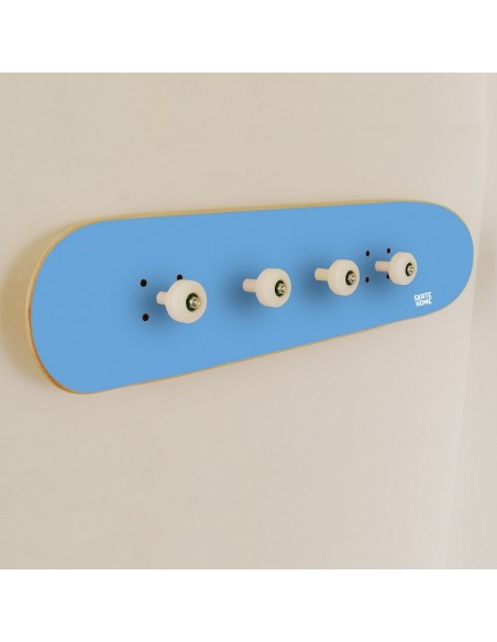 Garderobe um einem Skateboard-Enthusiasten Garderobe um einem Skateboard-Enthusiasten