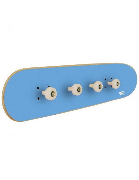 Garderobe um einem Skateboard-Enthusiasten Garderobe um einem Skateboard-Enthusiasten