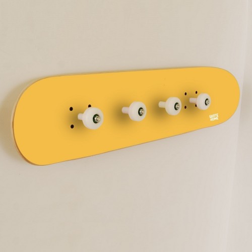 Skate wandgarderobe für junge Skater Skate wandgarderobe für junge Skater