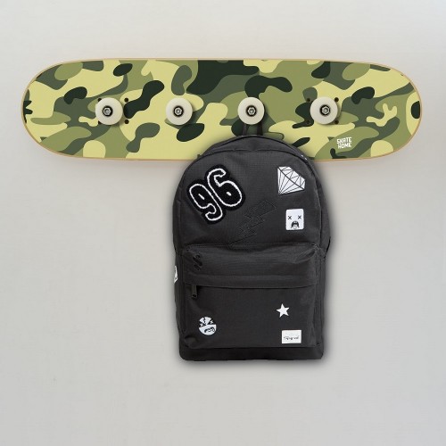 Portemanteau Skateboard en Camouflage meuble origine pour enfants Portemanteau Skateboard en Camouflage meuble origine pour enfants