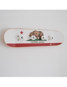 California flag on coat rack for teenagers for skate themed room 2