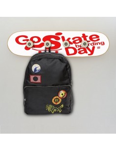 Go Skateboarding Day, accrochage au mur Blanc 2