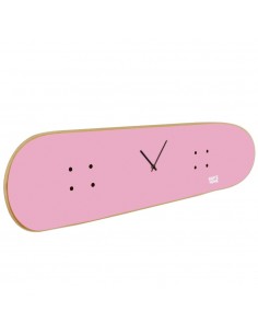 Geschenkidee für Skatermädchen mit dieser rosa Wanduhr