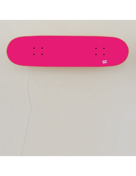 La lampe de skate que toutes les filles veulent La lampe de skate que toutes les filles veulent