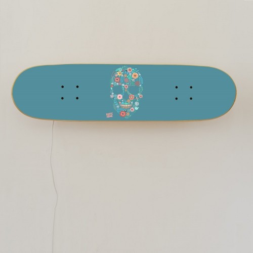 Möbel mit Skateboard perfektes Geschenk für Skater Möbel mit Skateboard perfektes Geschenk für Skater
