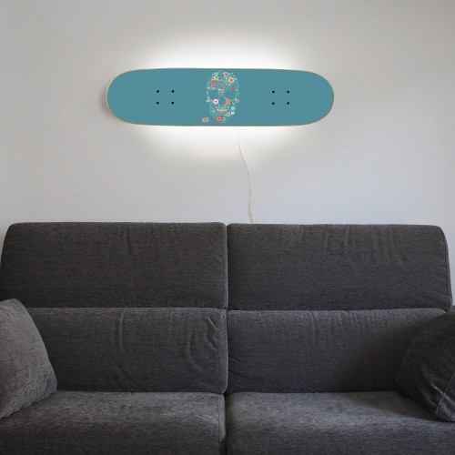 Möbel mit Skateboard perfektes Geschenk für Skater Möbel mit Skateboard perfektes Geschenk für Skater